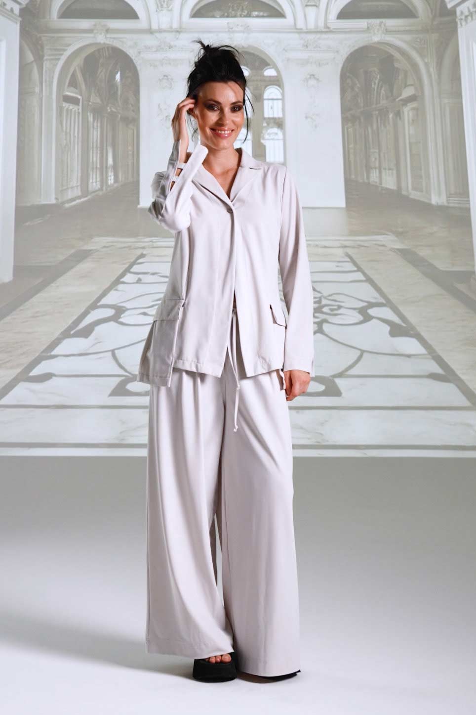 Pants 26007 greige black Blazer 26003 greige black