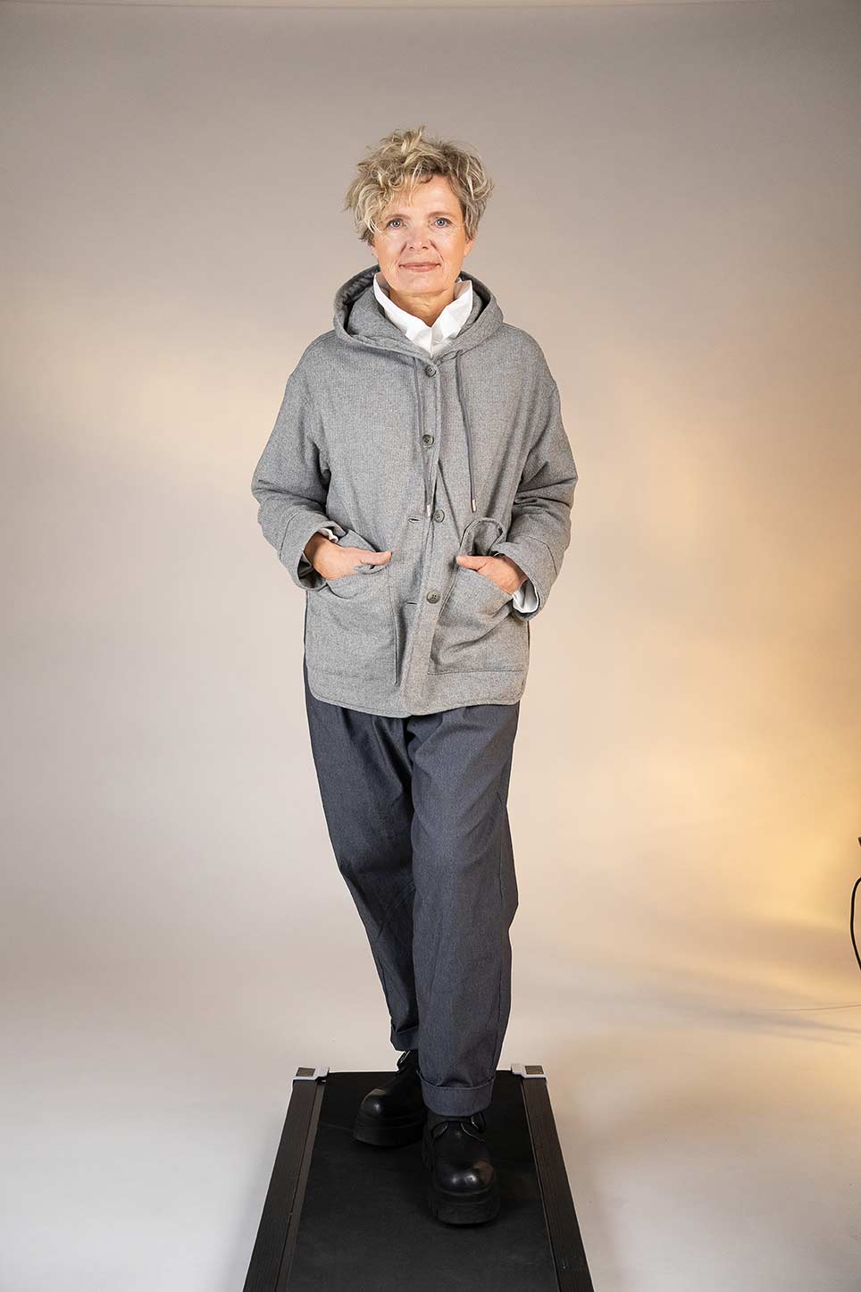 Blouse 25612 white black Jacket 25641 orig