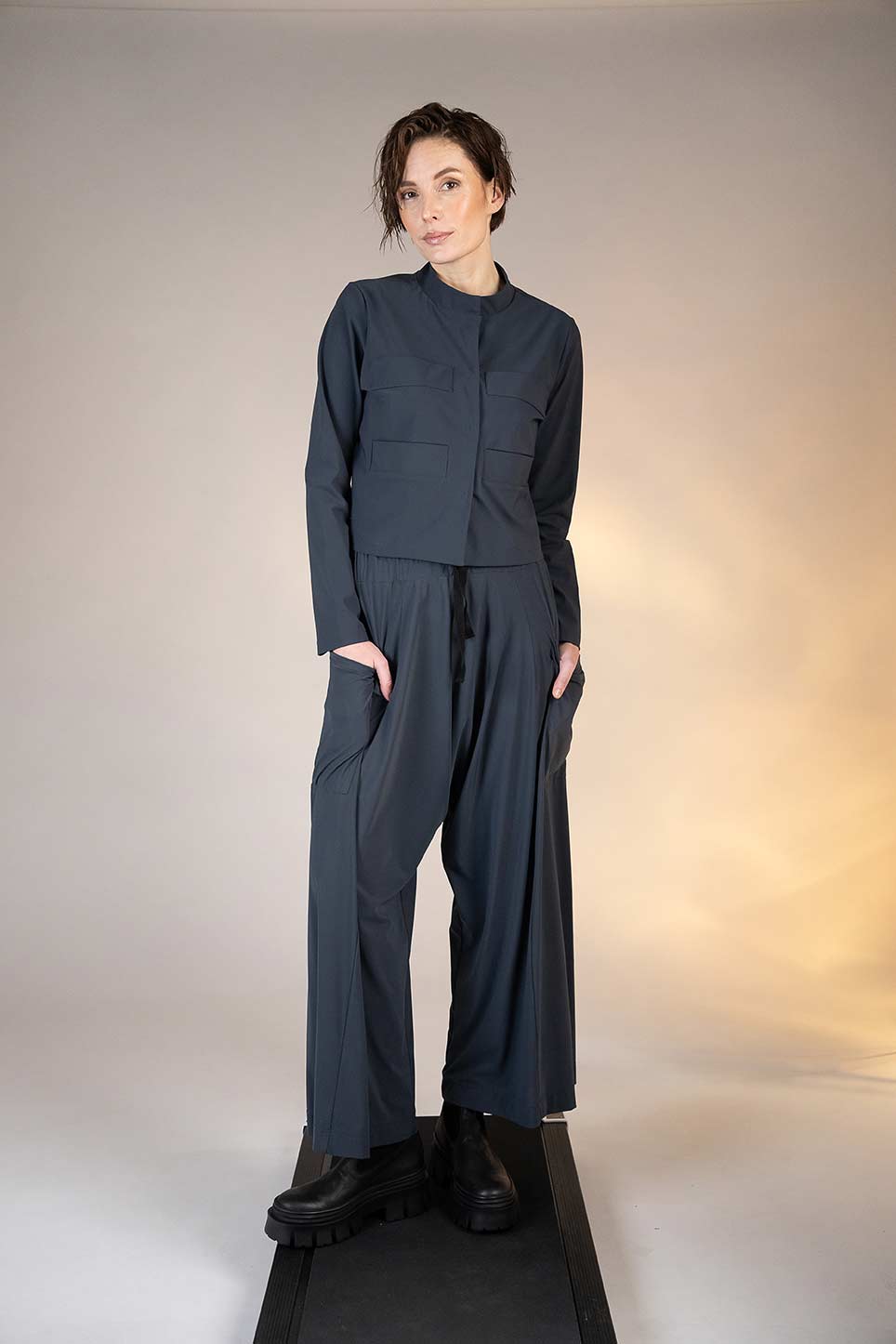 Pants 25545 black graphite Jacket 25543 black graphite