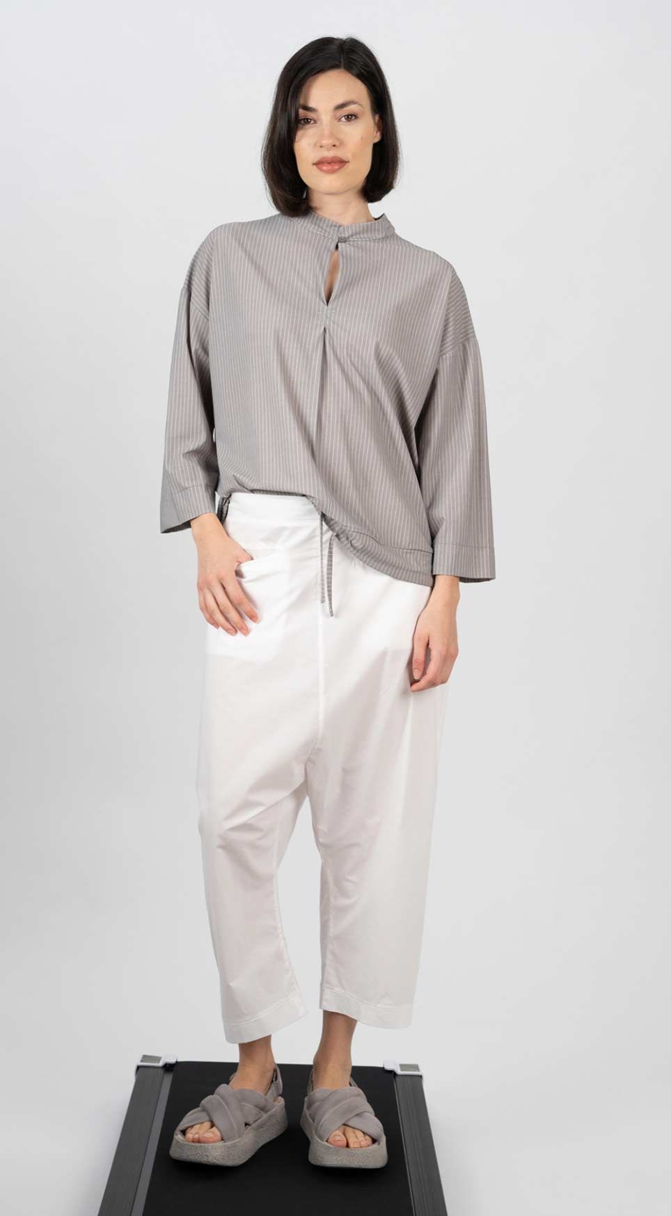 Shirt 25003 orig Hose 25124 weiss schwarz