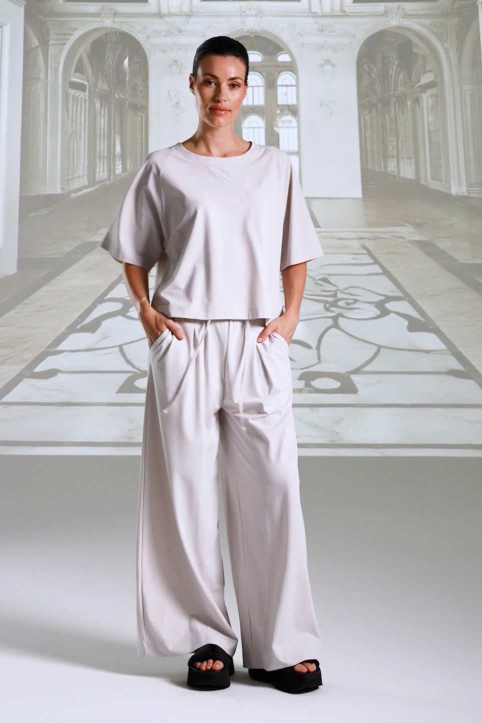 Hose 26007 greige schwarz Shirt 26000 greige schwarz