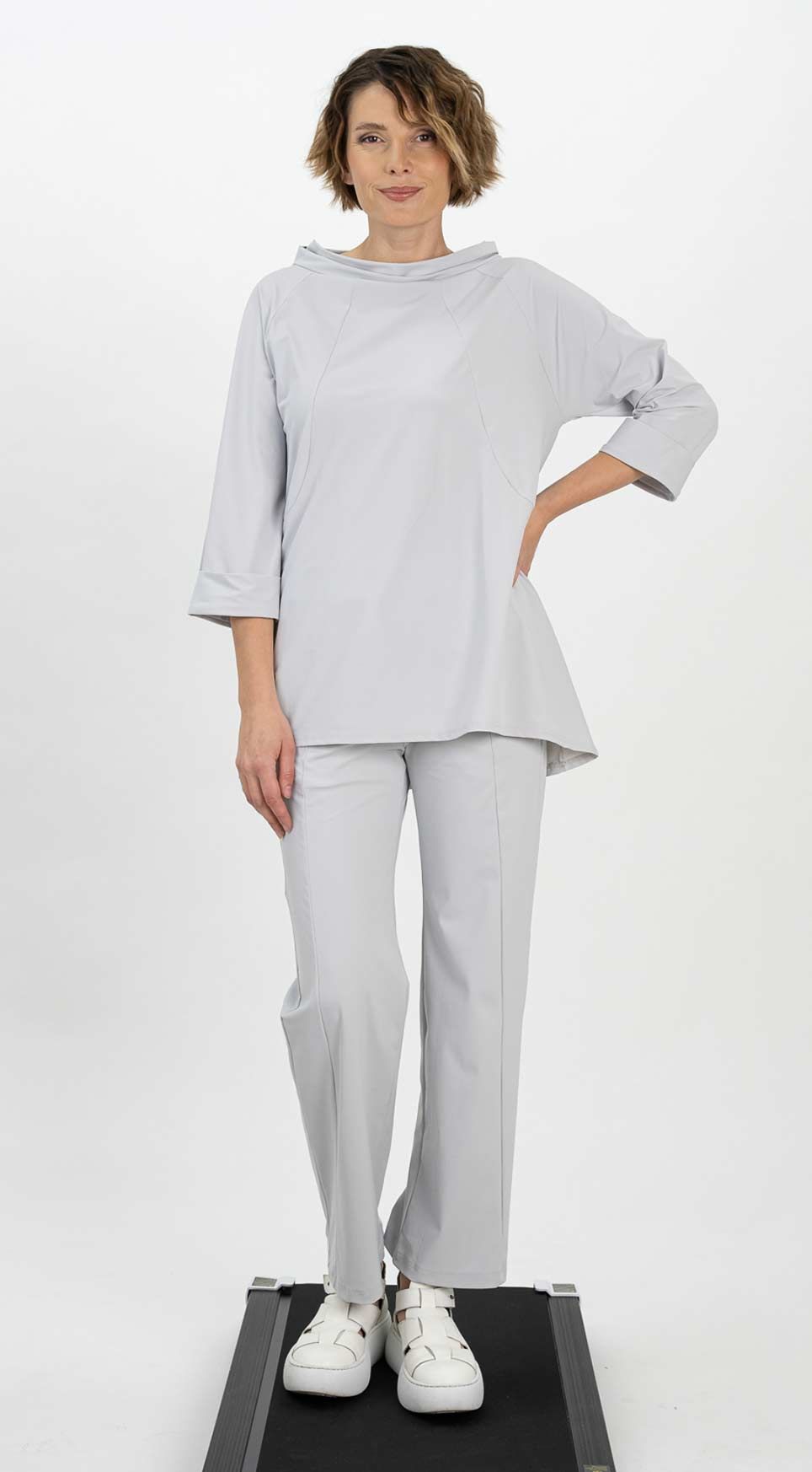 Shirt 25080 hellgrau navy schwarz weiss Hose 25088 hellgrau navy schwarz weiss