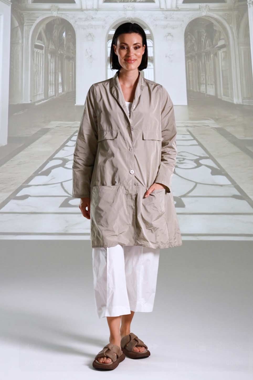 Hose 26154 weiß kurkuma schwarz Mantel 26100 navy sabbia schwarz